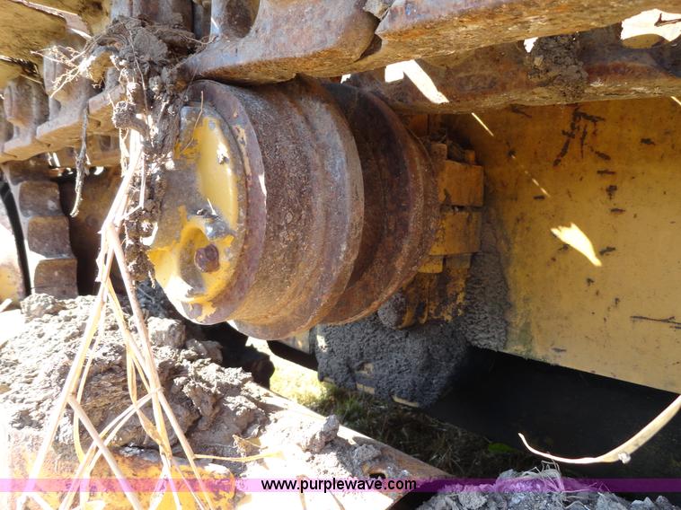 image for item A2423 1967 Caterpillar 955K track loader