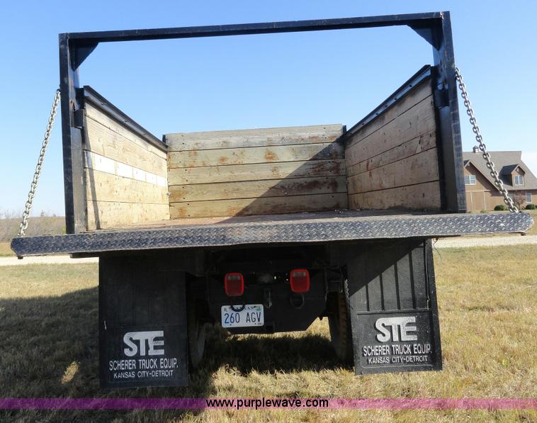 image for item A3241 1992 International 4600 4x2 dump truck