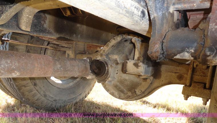 image for item A3241 1992 International 4600 4x2 dump truck