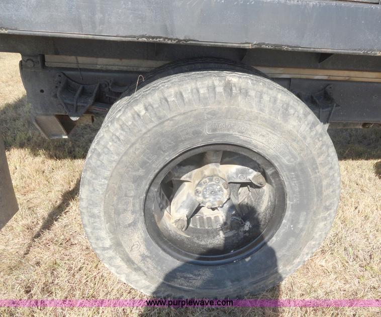 image for item A3241 1992 International 4600 4x2 dump truck