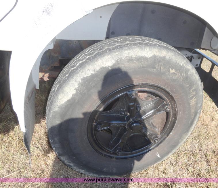 image for item A3241 1992 International 4600 4x2 dump truck