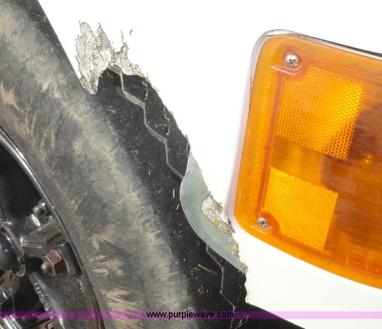 image for item A3241 1992 International 4600 4x2 dump truck