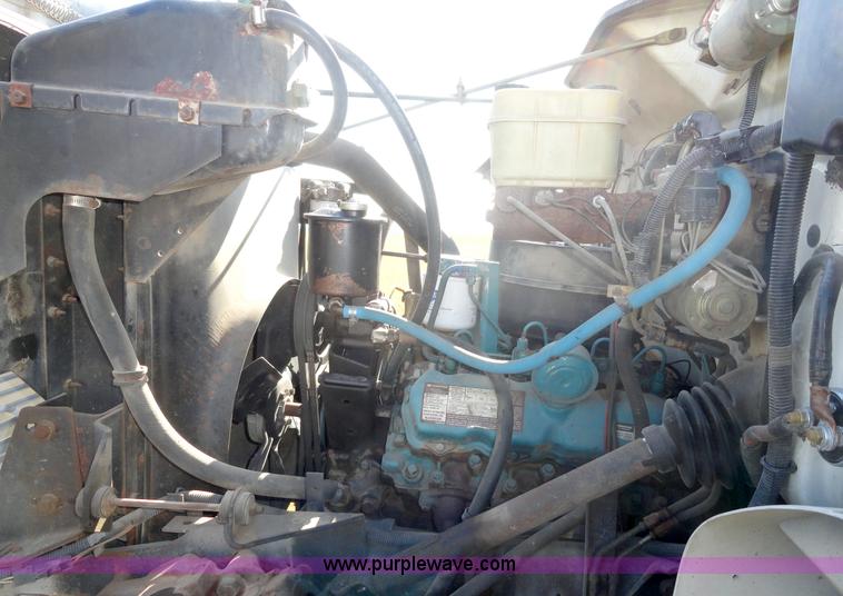 image for item A3241 1992 International 4600 4x2 dump truck