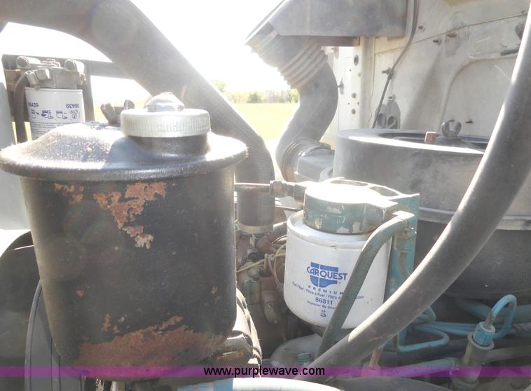 image for item A3241 1992 International 4600 4x2 dump truck