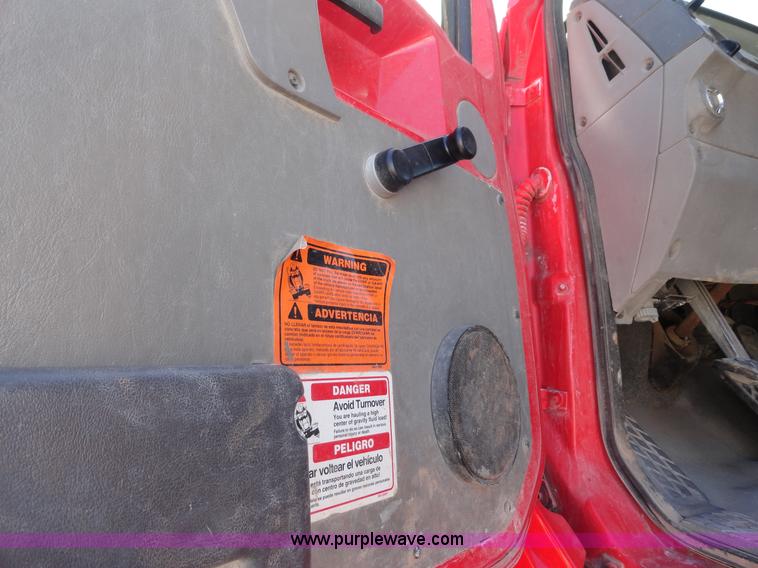 image for item A3255 1999 Sterling L8513 cement mixer truck