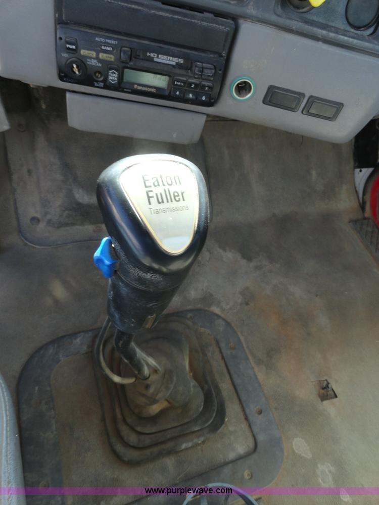 image for item A3255 1999 Sterling L8513 cement mixer truck