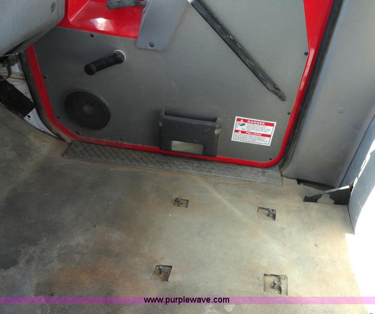 image for item A3255 1999 Sterling L8513 cement mixer truck