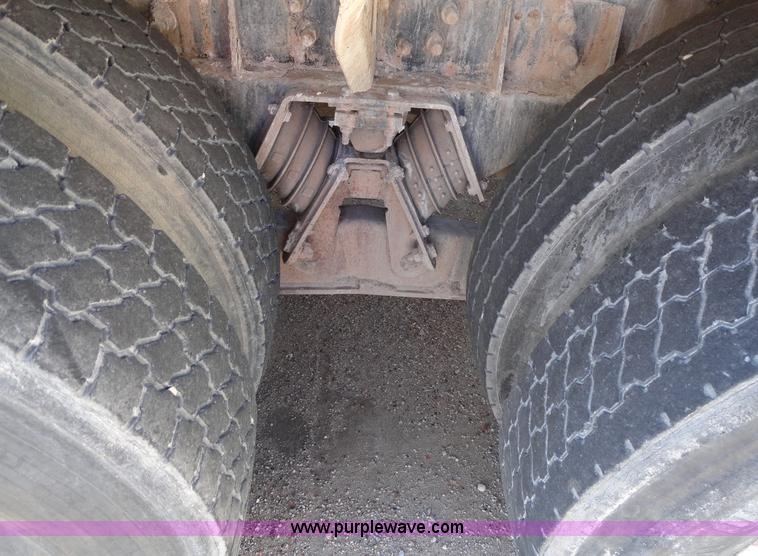 image for item A3255 1999 Sterling L8513 cement mixer truck