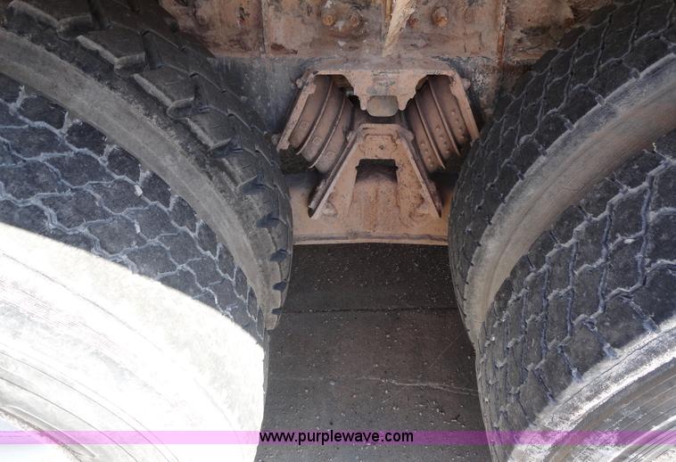 image for item A3255 1999 Sterling L8513 cement mixer truck