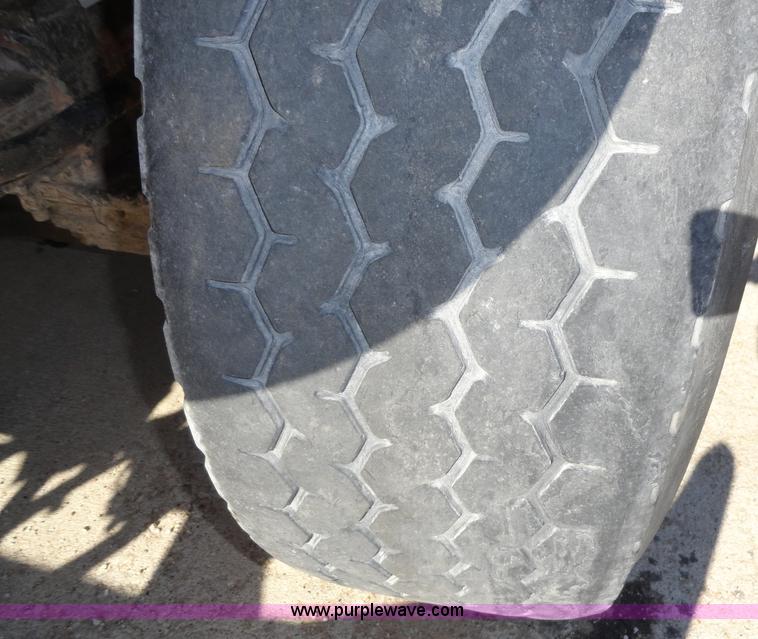 image for item A3255 1999 Sterling L8513 cement mixer truck