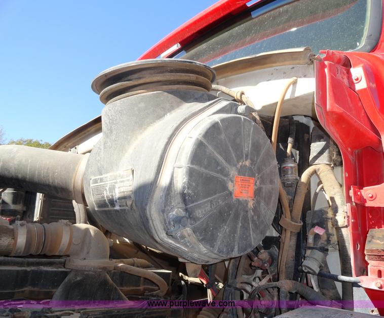 image for item A3255 1999 Sterling L8513 cement mixer truck