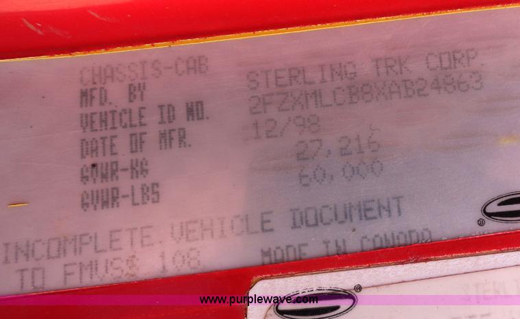 image for item A3255 1999 Sterling L8513 cement mixer truck