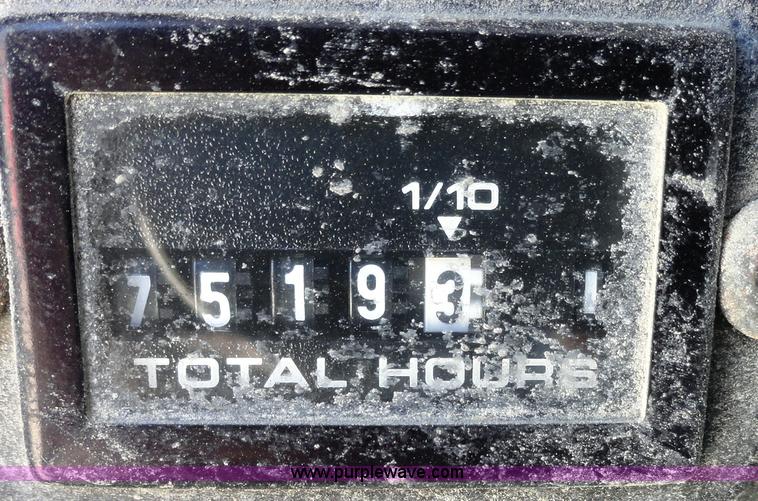 image for item A3256 1997 Ford F800 Super Duty truck