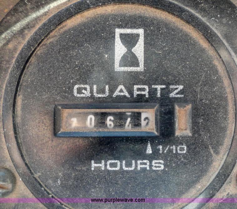 image for item A3257 1999 Sterling L8513 cement mixer truck