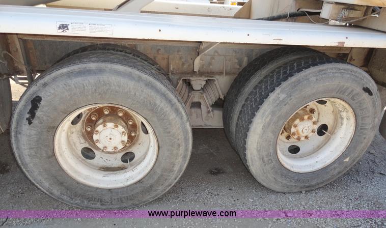 image for item A3257 1999 Sterling L8513 cement mixer truck