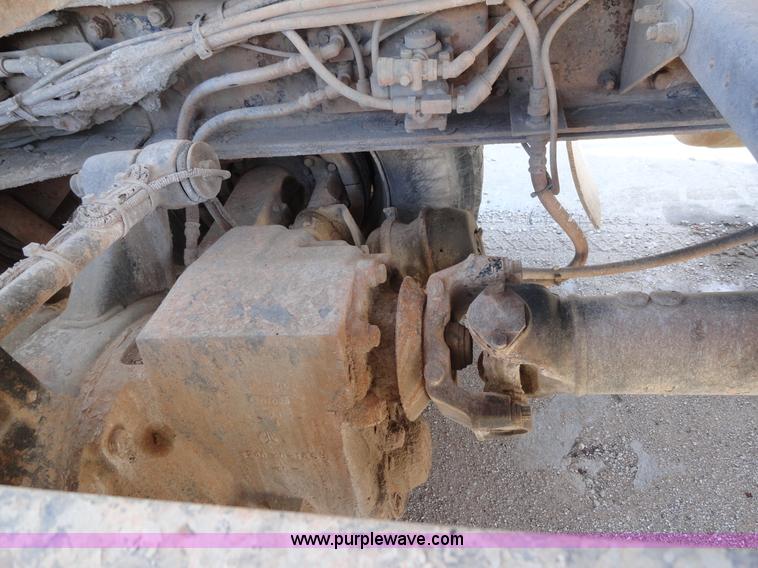 image for item A3257 1999 Sterling L8513 cement mixer truck