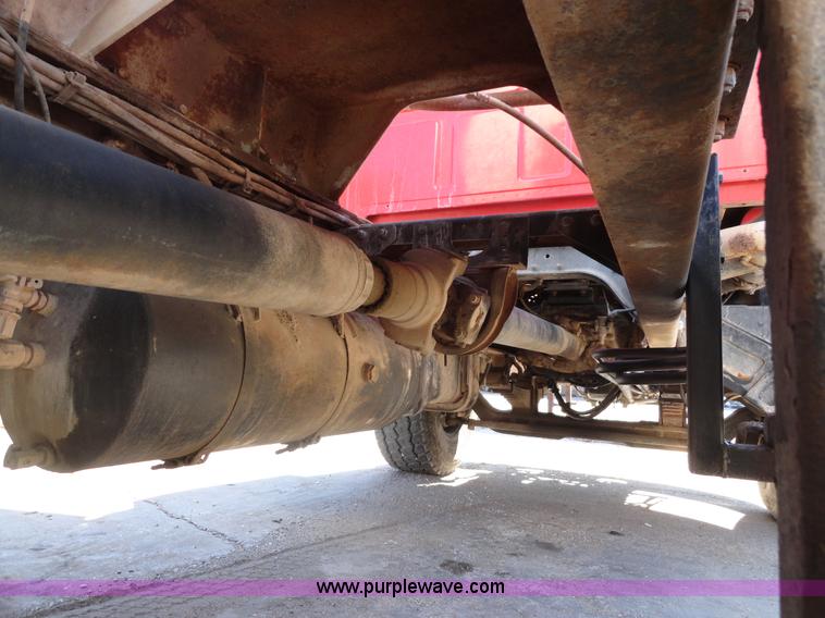 image for item A3257 1999 Sterling L8513 cement mixer truck