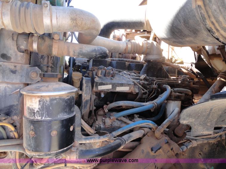 image for item A3257 1999 Sterling L8513 cement mixer truck