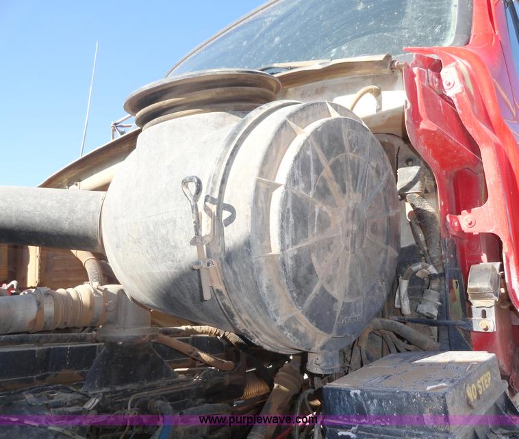 image for item A3257 1999 Sterling L8513 cement mixer truck