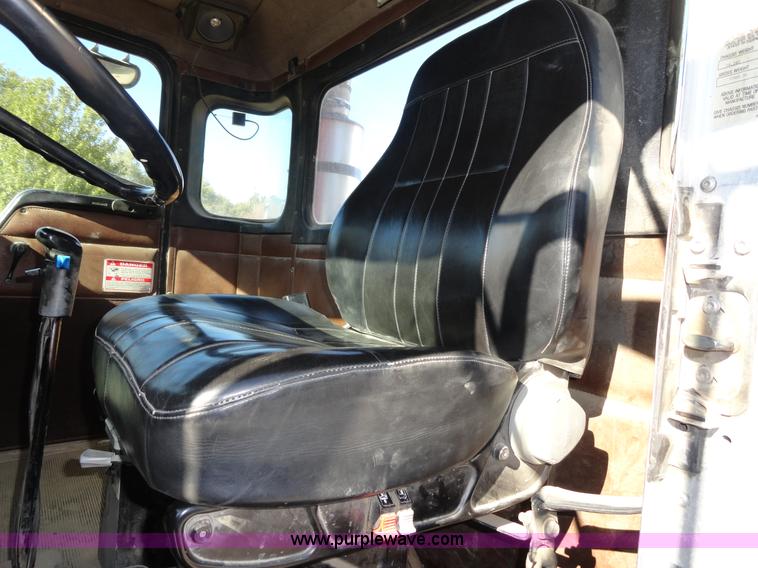 image for item A3258 1996 Kenworth W900B cement mixer truck