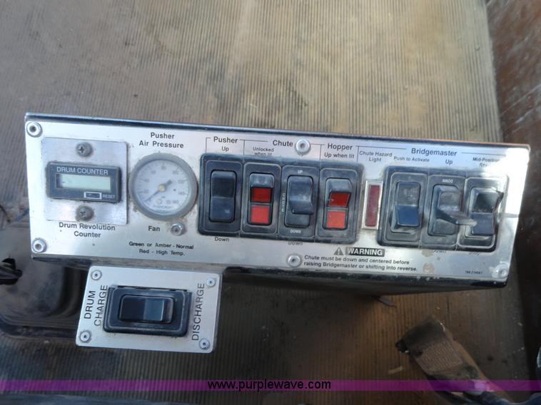 image for item A3258 1996 Kenworth W900B cement mixer truck