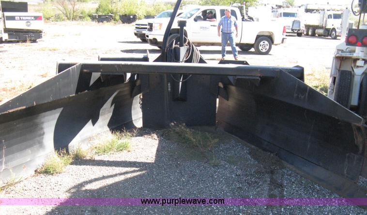 image for item A4394 1997 Crafco Accupave system