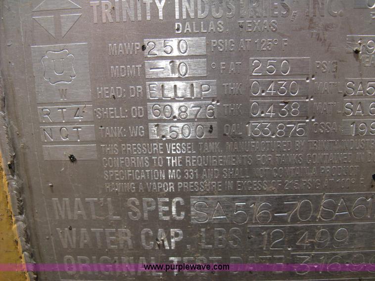 image for item A4396 1999 Trinity Industries industrial propane tank