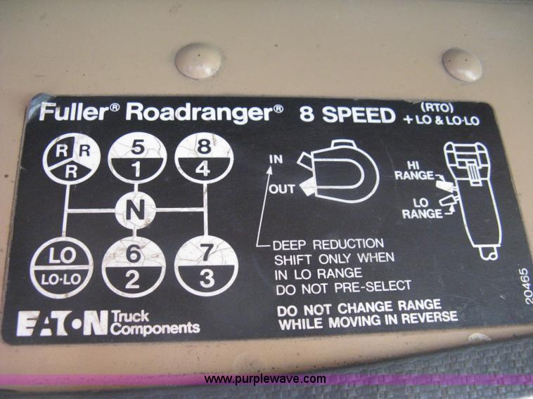 image for item A4397 1985 International F9370 water tanker semi truck