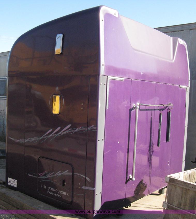 image for item A4398 Semi truck sleeper