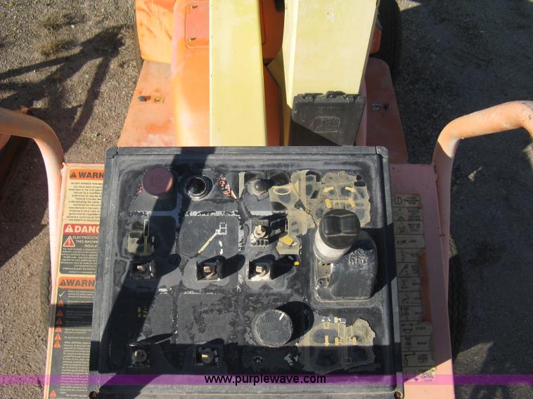 image for item A4400 1996 JLG 35E boom lift
