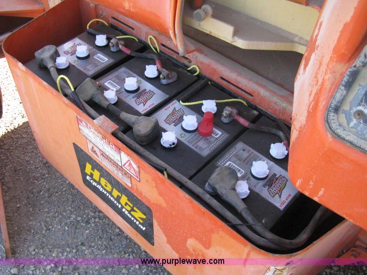 image for item A4400 1996 JLG 35E boom lift