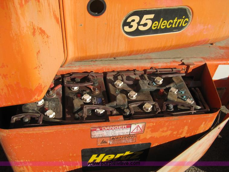 image for item A4400 1996 JLG 35E boom lift