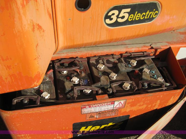 image for item A4400 1996 JLG 35E boom lift