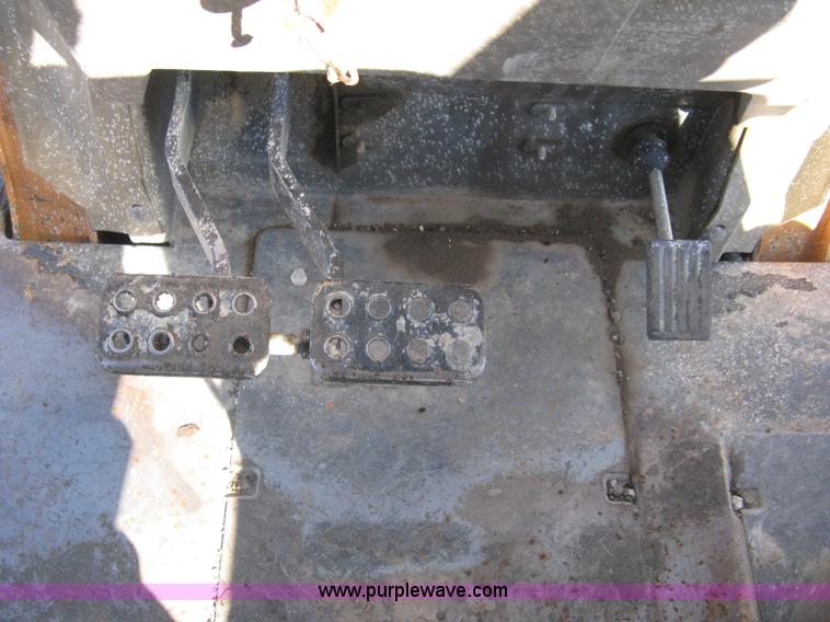 image for item A4404 2002 Case 570MXT FWA loader/landscape tractor