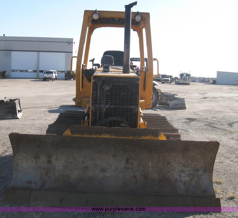 image for item A4405 1999 John Deere 550G LT series IV dozer