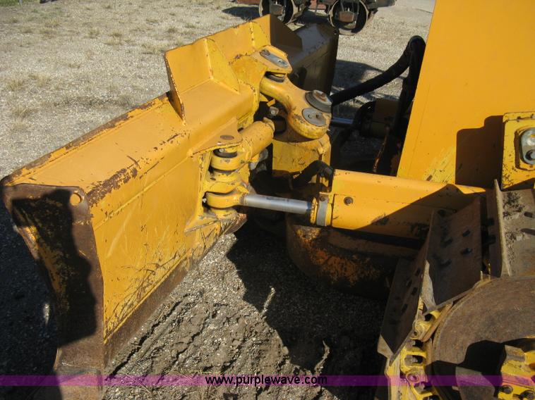 image for item A4405 1999 John Deere 550G LT series IV dozer