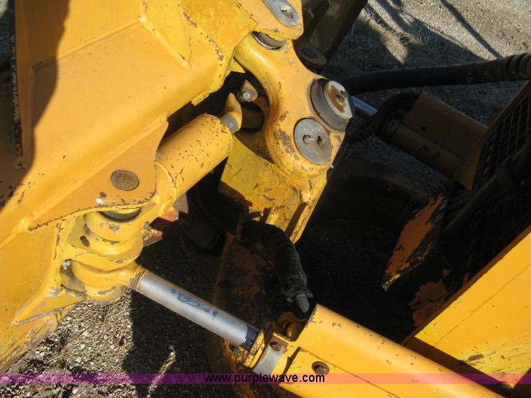 image for item A4405 1999 John Deere 550G LT series IV dozer