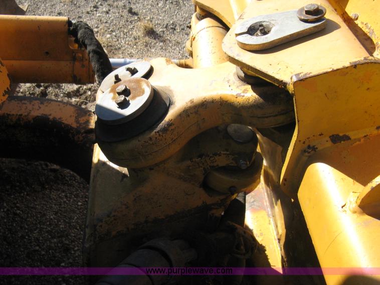 image for item A4405 1999 John Deere 550G LT series IV dozer