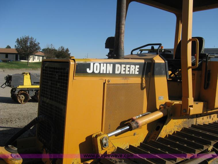 image for item A4405 1999 John Deere 550G LT series IV dozer