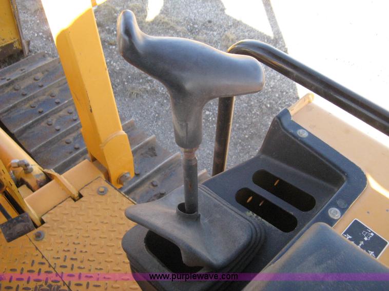 image for item A4405 1999 John Deere 550G LT series IV dozer