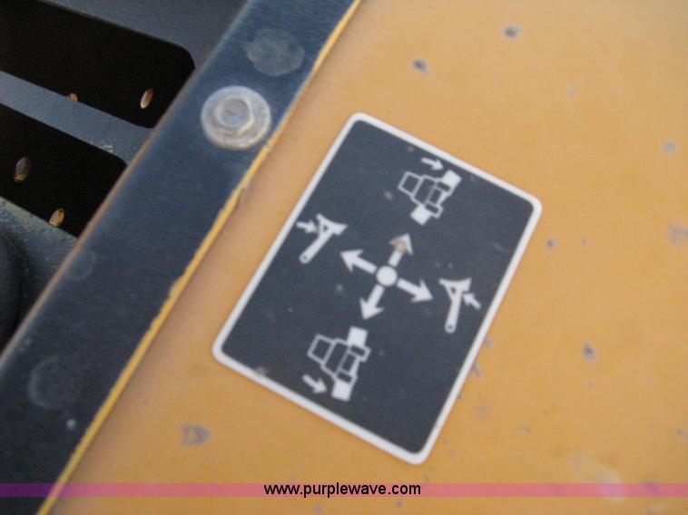 image for item A4405 1999 John Deere 550G LT series IV dozer