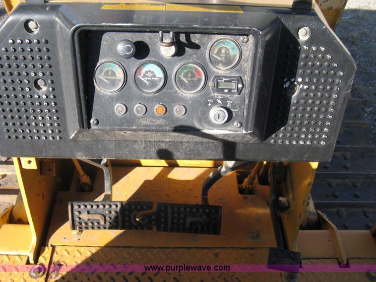 image for item A4405 1999 John Deere 550G LT series IV dozer