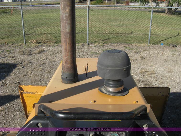 image for item A4405 1999 John Deere 550G LT series IV dozer