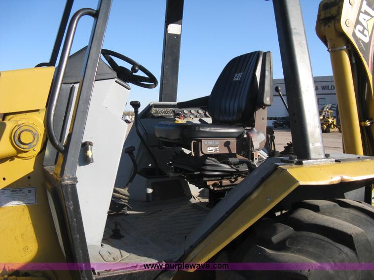 image for item A4407 1994 Caterpillar 416B backhoe