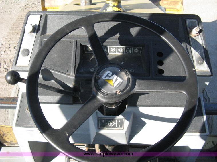 image for item A4407 1994 Caterpillar 416B backhoe