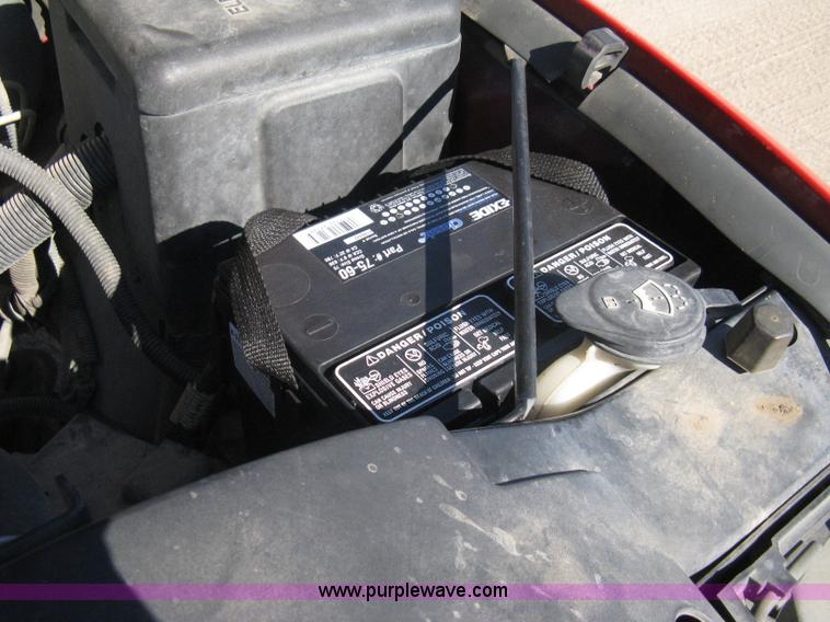 image for item A4410 2002 Chevrolet Silverado 1500 LS Z71 extended cab pickup truck