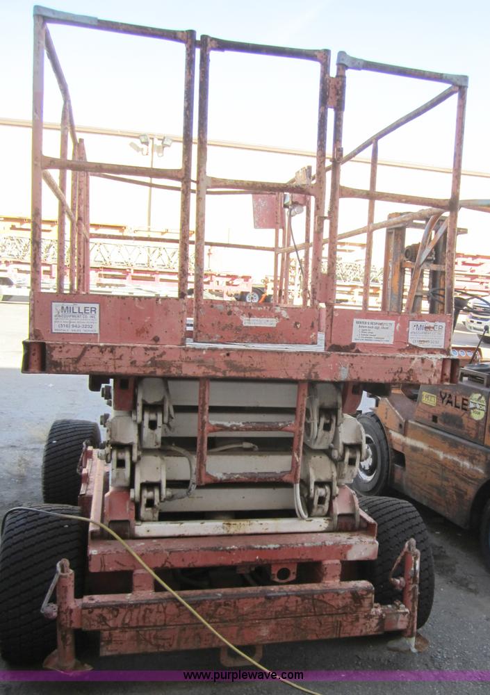 image for item A4415 Hunterlift scissor lift