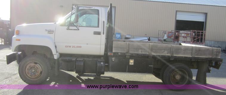 image for item A4419 1994 GMC Topkick Lo Pro flatbed truck