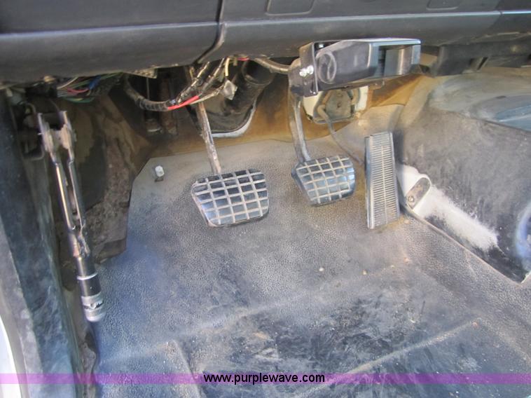 image for item A4419 1994 GMC Topkick Lo Pro flatbed truck