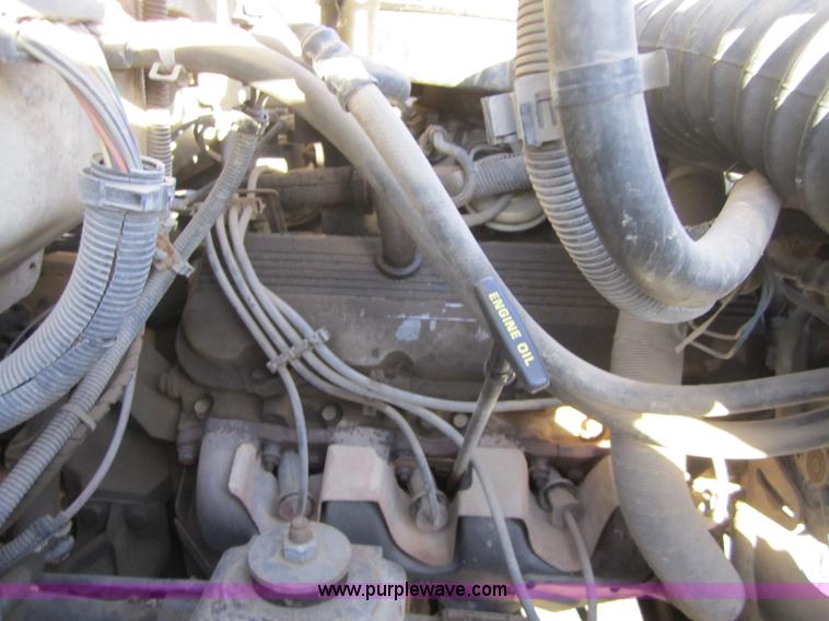 image for item A4419 1994 GMC Topkick Lo Pro flatbed truck